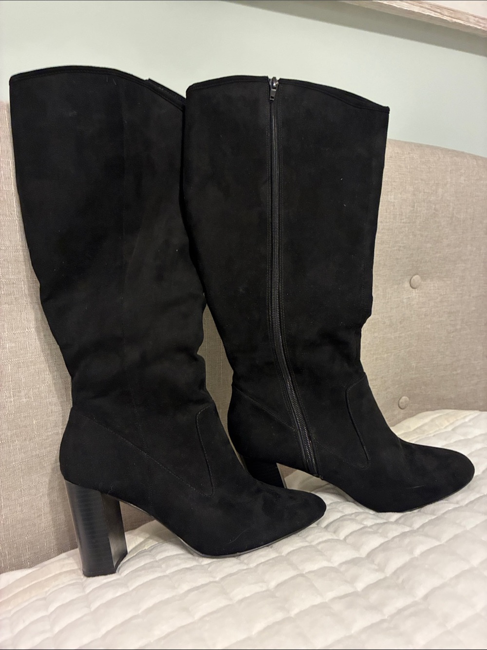 New Look Black Wide Fit Faux Suede Boots. Size 6.